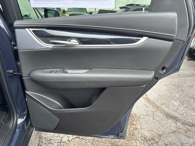 Certified 2025 Cadillac XT5 Premium Luxury AWD/4WD image 22