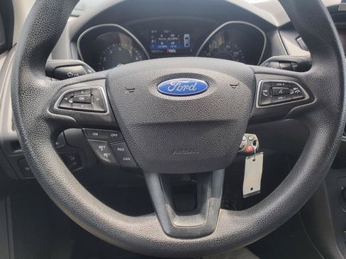 Used 2016 Ford Focus SE w/ Interior Protection Package FWD image 18