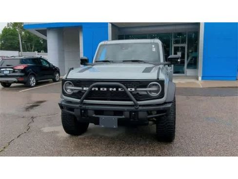 Used 2021 Ford Bronco First Edition AWD/4WD image 3