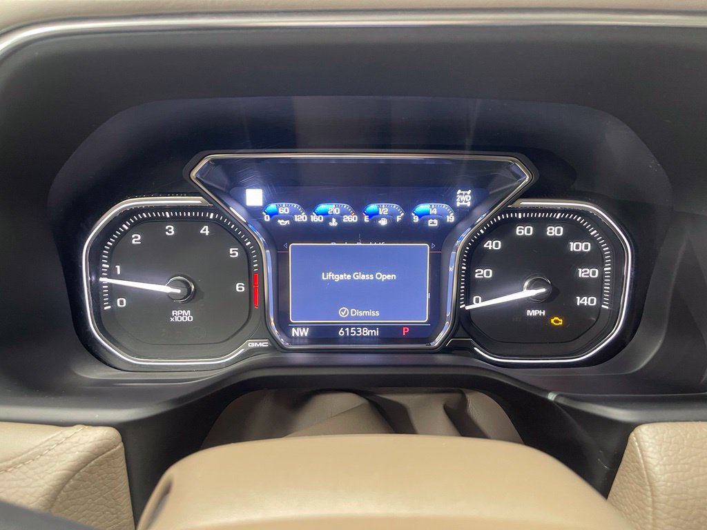 Used 2021 GMC Yukon Denali w/ LPO, Illumination Package AWD/4WD image 32