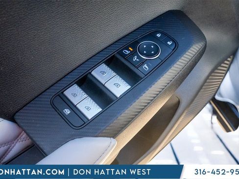 Used 2022 Mitsubishi Outlander SEL image 16