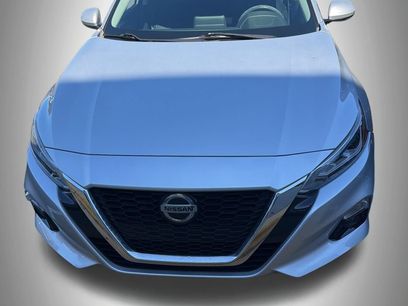 Used 2019 Nissan Altima 2.5 SV