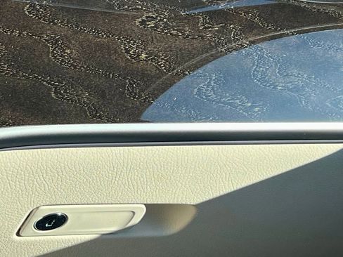 Certified 2026 Mercedes-Benz GLC 300 4MATIC image 21