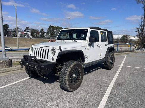 Used 2015 Jeep Wrangler Unlimited Sport w/ Connectivity Group image 7