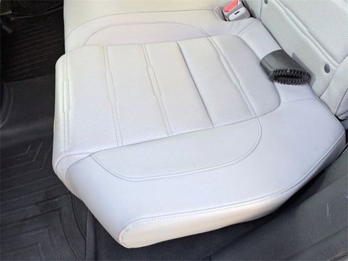 Used 2017 Honda CR-V EX-L image 32