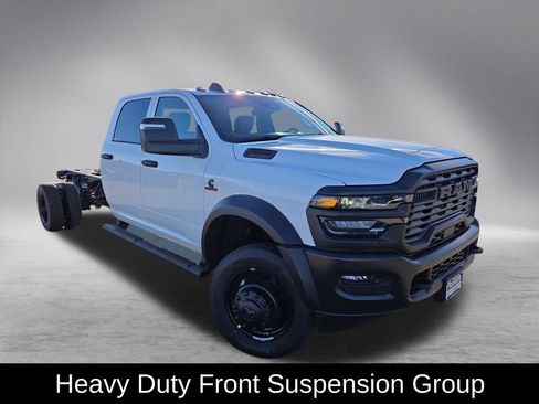 New 2026 RAM 4500 Tradesman AWD/4WD image 9