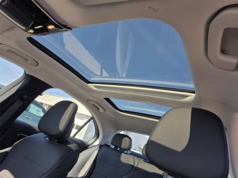 New 2026 Mercedes-Benz C 300 4MATIC Sedan image 22