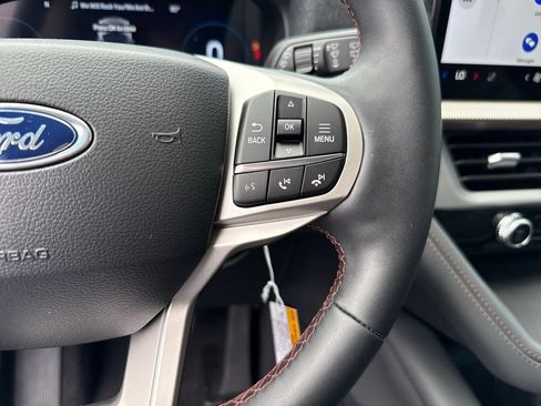 New 2026 Ford Explorer Active w/ Active Comfort Package RWD image 27