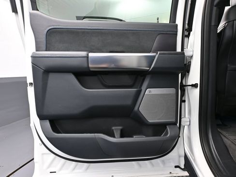 Used 2025 Ford F150 Platinum AWD/4WD image 38