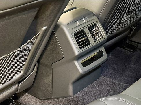 New 2025 Audi Q5 2.0T Premium Plus image 17