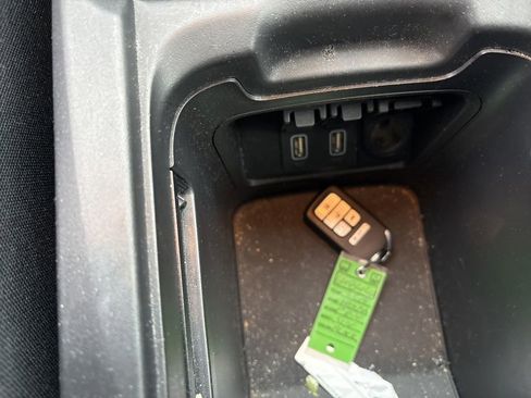 Used 2019 Honda CR-V EX image 18