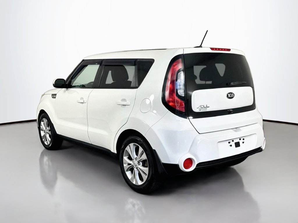Used 2016 Kia Soul ! FWD image 6