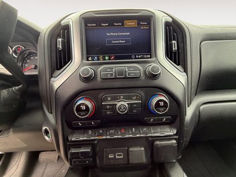 Used 2020 Chevrolet Silverado 1500 RST image 11