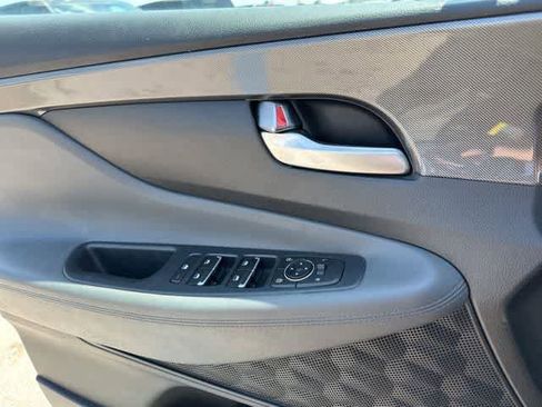 Used 2021 Hyundai Santa Fe SE AWD/4WD image 13