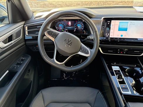 New 2026 Volkswagen Atlas Cross Sport SE image 13