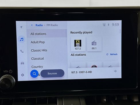 Used 2025 Toyota RAV4 XLE FWD image 21