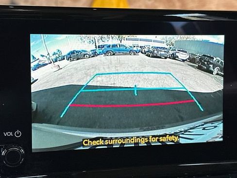 Used 2025 Toyota Corolla Cross L FWD image 19