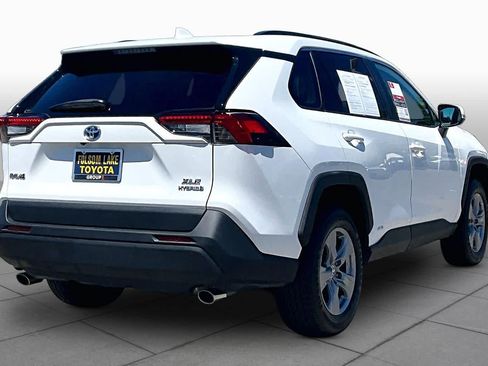 Certified 2022 Toyota RAV4 XLE w/ Convenience Package AWD/4WD image 12