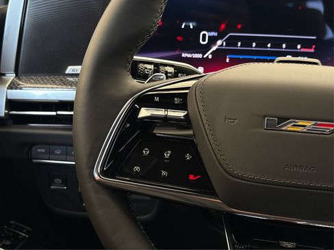 New 2026 Cadillac Escalade ESV V AWD/4WD image 28