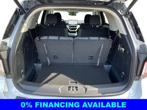 New 2025 Ford Explorer Active image 5