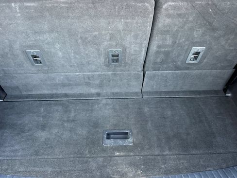 Used 2022 Ford Expedition Limited RWD image 17