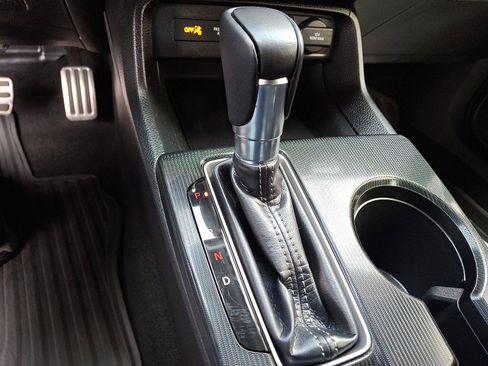 Used 2024 Honda Civic Sport image 14