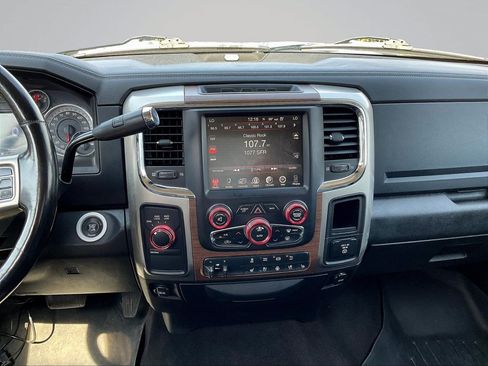 Used 2015 RAM 2500 Laramie w/ Convenience Group AWD/4WD image 12