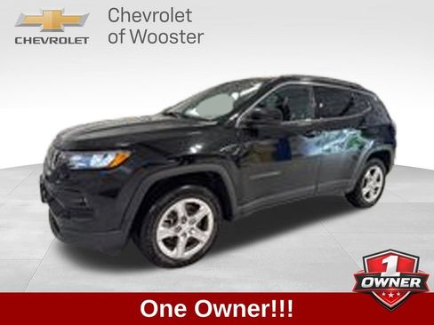 Used 2024 Jeep Compass Latitude AWD/4WD image 1