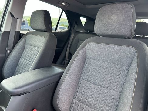 Used 2022 Chevrolet Equinox LT AWD/4WD image 22