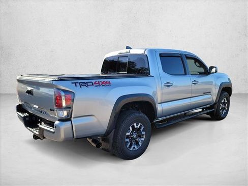 Used 2022 Toyota Tacoma TRD Off-Road w/ Technology Package AWD/4WD image 5