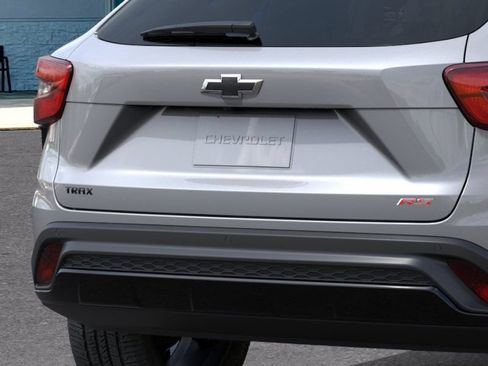 New 2026 Chevrolet Trax RS w/ Driver Confidence Package FWD image 14