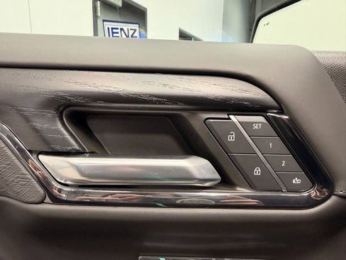 Used 2024 GMC Sierra 1500 AT4X image 26