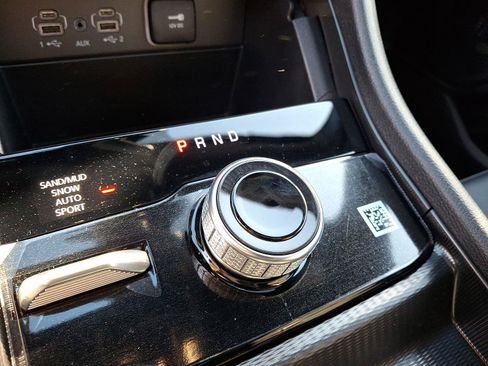 New 2025 Jeep Grand Cherokee Limited w/ Black Appearance Package image 11