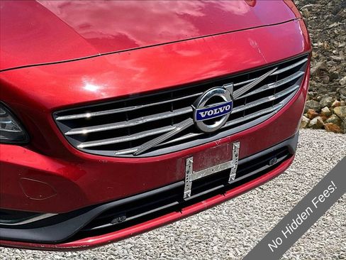 Used 2017 Volvo V60 T5 Premier w/ Convenience Package AWD/4WD image 26