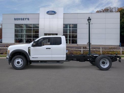 New 2026 Ford F550 4x4 Supercab Super Duty image 3