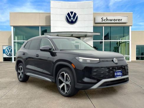 New 2026 Volkswagen Tiguan SE image 7