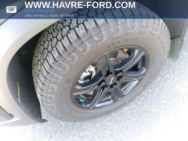 Used 2021 GMC Acadia AT4 w/ GMC Pro Grade Package AWD/4WD image 9