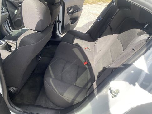 Used 2014 Chevrolet Cruze LT w/ RS Package image 14