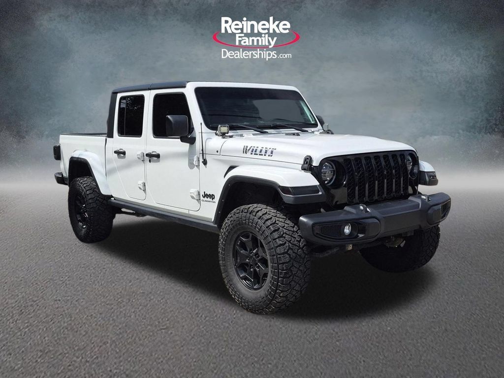 Used 2021 Jeep Gladiator Sport AWD/4WD image 3
