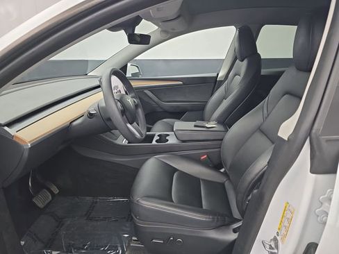 Used 2023 Tesla Model Y Long Range AWD/4WD image 21