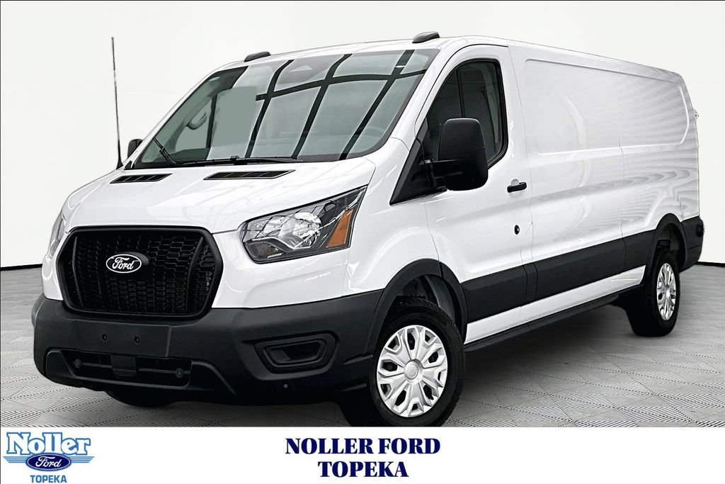 Used 2026 Ford Transit 150 Low Roof RWD image 1