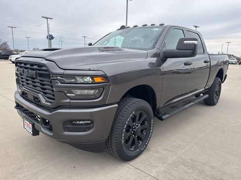 New 2026 RAM 2500 Tradesman AWD/4WD image 22