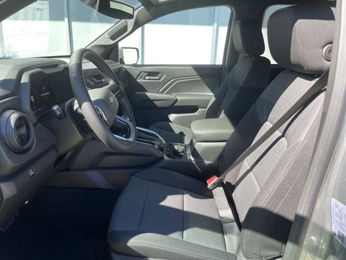 New 2026 Chevrolet Colorado W/T image 35