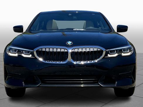 Used 2021 BMW 330i Sedan w/ Premium Package image 3