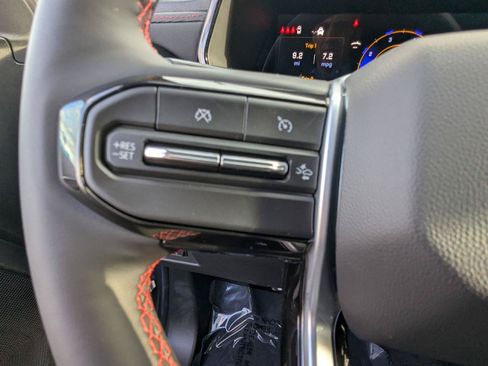 New 2026 Chevrolet Colorado Z71 w/ Technology Package AWD/4WD image 38
