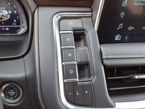 Used 2024 Chevrolet Tahoe Premier image 18