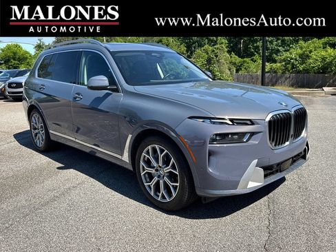 Used 2023 BMW X7 xDrive40i AWD/4WD image 1