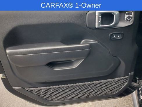 Used 2022 Jeep Wrangler Sport AWD/4WD image 12