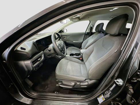 Used 2025 Kia K4 FWD image 13
