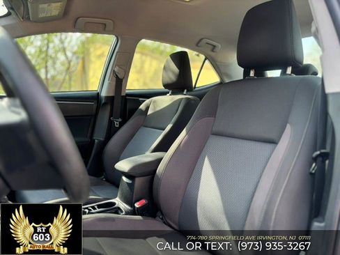 Used 2017 Toyota Corolla LE image 13